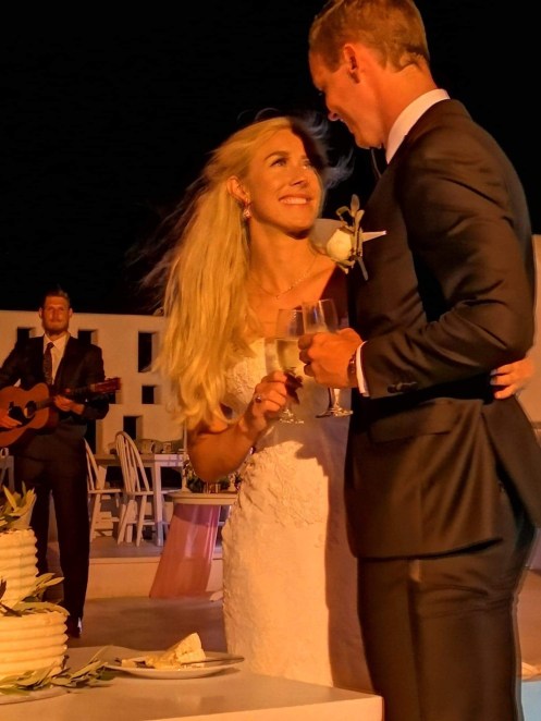 FEFF17CD-267D-4056-9BF0-2FF74EDCDFFC