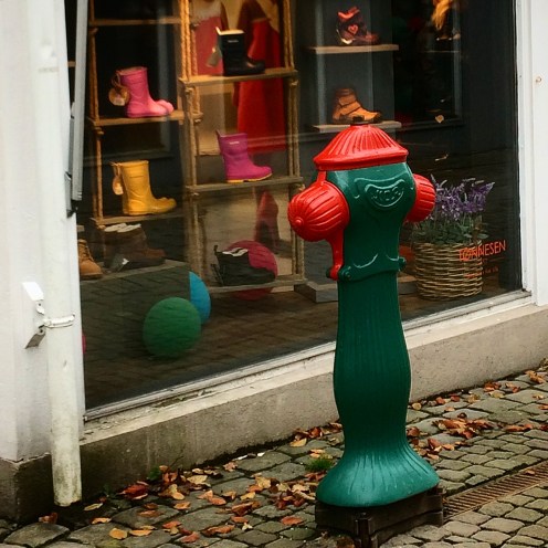 E76C7586-3FD3-41ED-B2D9-2C593AEE424A